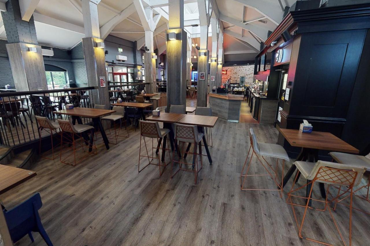 Village Liverpool Hotel Whiston (Merseyside)